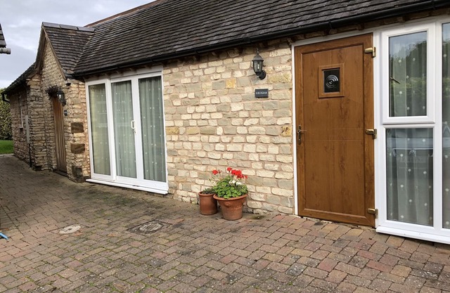 Cottage au rez-de-chaussée niché dans la campagne du Warwickshire.