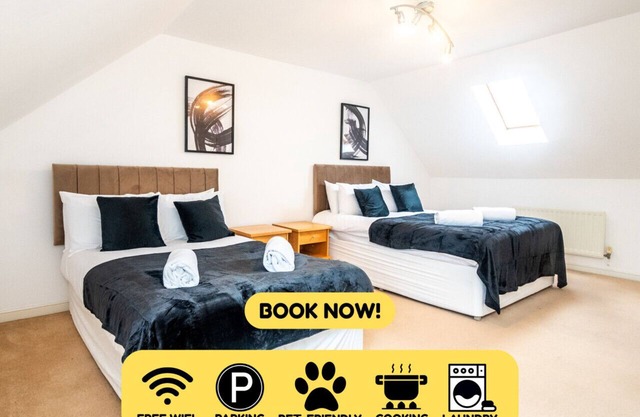 Group Retreat: Perfect Home with FREE Parking
