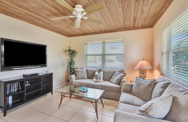 4 juillet Special 1 Blk to Ocean Delray Beach 1/1 Wifi gratuit, Parc, Piscine Réservez!