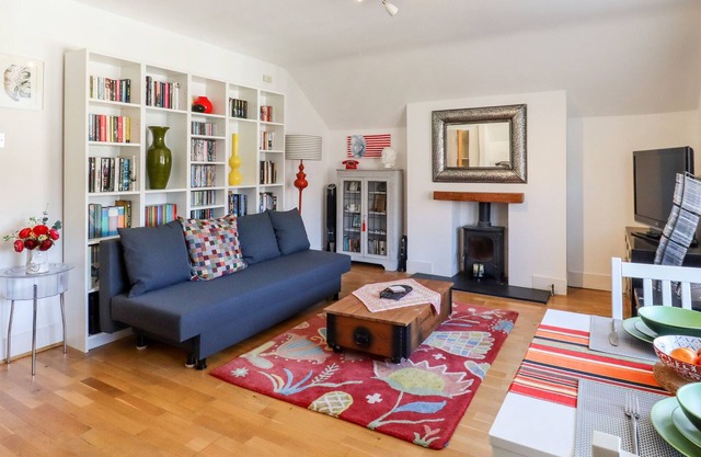 GROVE HILL ROAD in Royal Tunbridge Wells