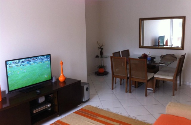 Guarujá - 3 lits. à Pitangueiras, Wi-Fi, 2 places de parking, 10 couchages