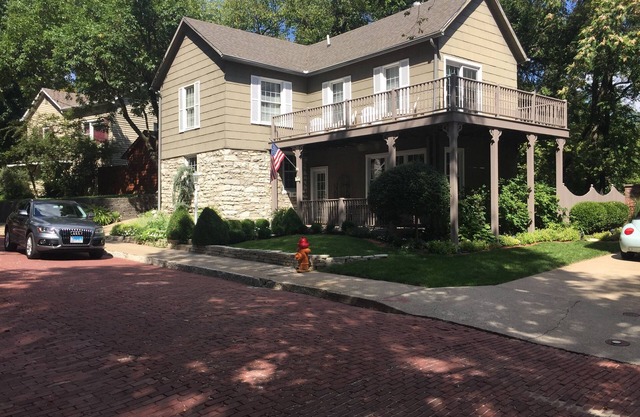 632 Summit Street Guest House