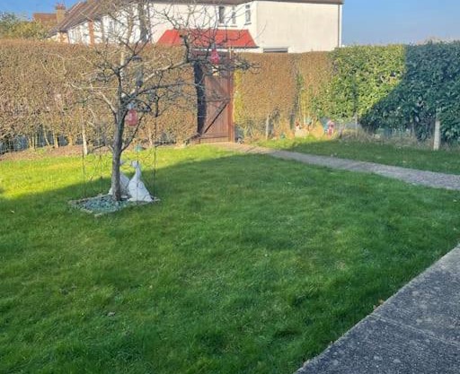 Guest house- Kings Langley