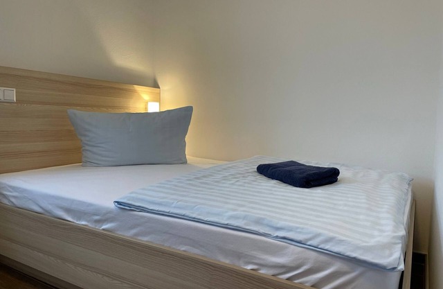 Guest house single room 203 - Lokschuppen Pasewalk- Guest houses with double room, single room and kitchen