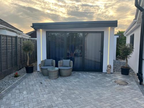 Guest House with parking in Bournemouth