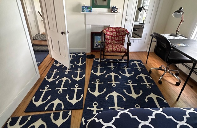 Guest Room w/Bath & Private Entrance
