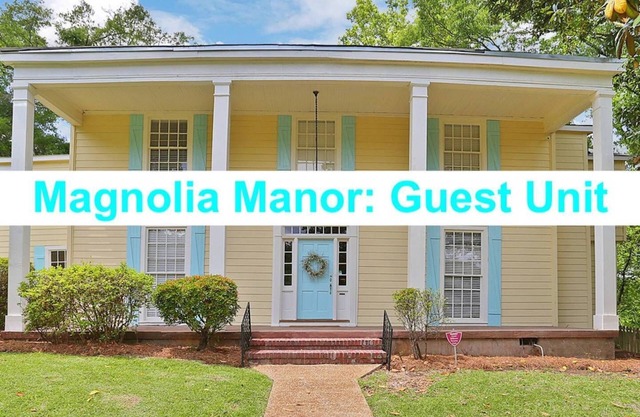 Unité d'invité de Magnolia Manor: The Tiny Getaway