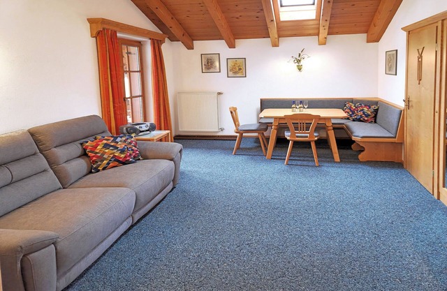 Appartement "Edelweiß" avec vue sur les montagnes, jardin privé et Wi-Fi