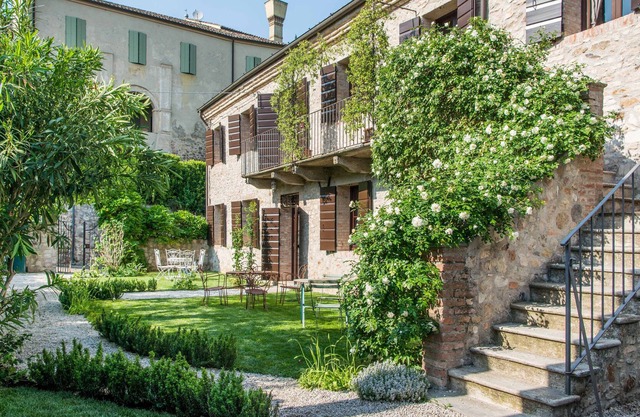 Maison d'hôtes d'un château avec piscine chauffée