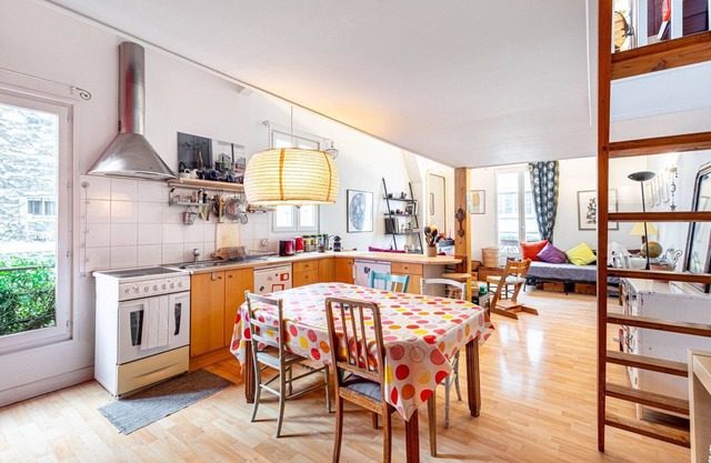 GuestReady - Loft Élégant pour Deux avec Bureau