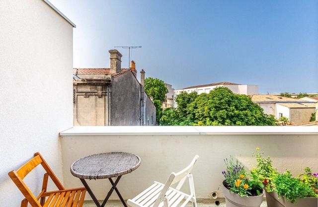 GuestReady - Charming retreat with a balcony
