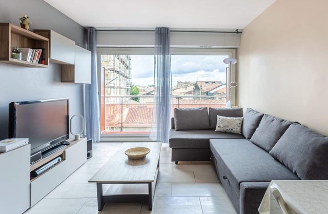 GuestReady - Studio avec balcon (Capucins Victoire)