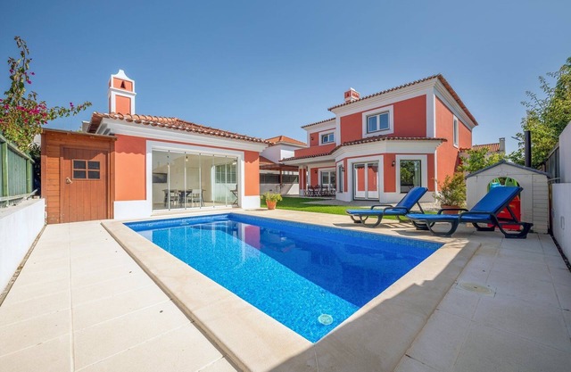 GuestReady - Oasis de soleil avec piscine