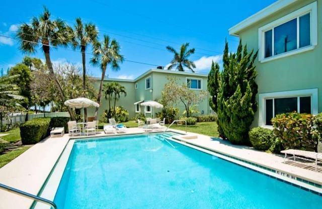 Appartement Gulf Beach - avec piscine et accès à la plage