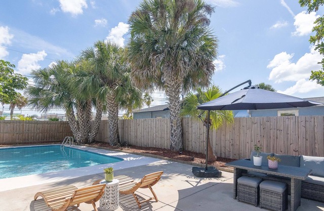 Gulf Coast Oasis | 3 BR Home | Pool and Backyard