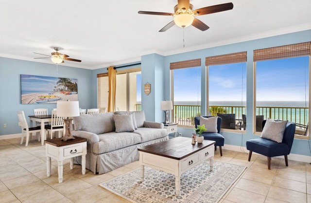Gulf Crest 305-Garage level- No need to wait for an elevator! Steps to beach!