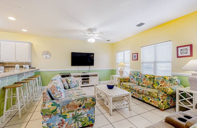 Gulf Escape w/ Shared Pool, Beach Access, Free WiFi, & Great Location Near Town