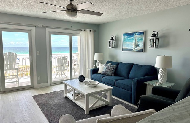 ** CONDO GULF AVANT / VUE IMPRENABLE ** Island Sands 308 w / Service de plage, wifi
