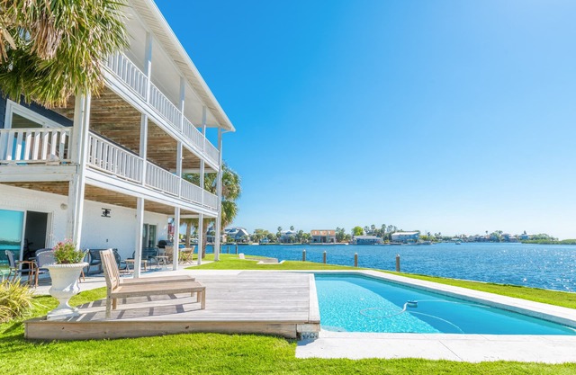Gulf Front Home avec une vue imprenable! L'évasion parfaite!