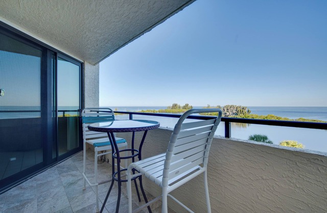 Coastal Hudson Condo w/ Gulf Front Views!