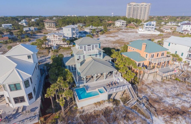 Front du Golfe avec plage privée et piscine Infiniti!