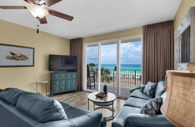 Gulf Views | Updated | Heated Pools and Hot Tubs | Beach Gear | Pickleball