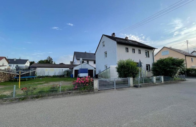 Guntia Apartment mit großem Garten