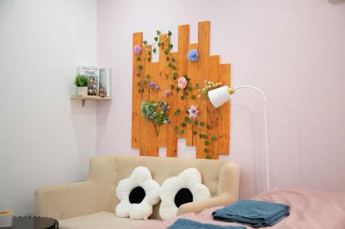 Hóng Homestay - 79 Dương Quảng Hàm