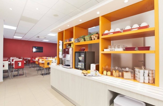 Hôtel Première Classe Caen Nord - Mémorial
