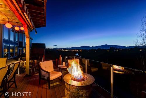 *H* 5BR Home Getaway w/HOT TUB *