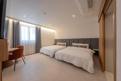 H-avenue Hotel Munhyeon