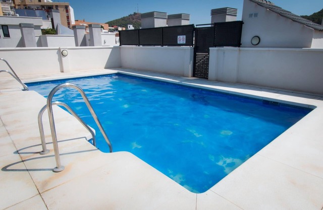 Appartement près du centre historique de Málaga avec piscine communautaire