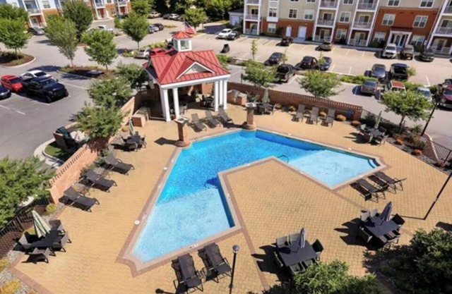 H4N Watermark | 1Bd Apartment in Norfolk