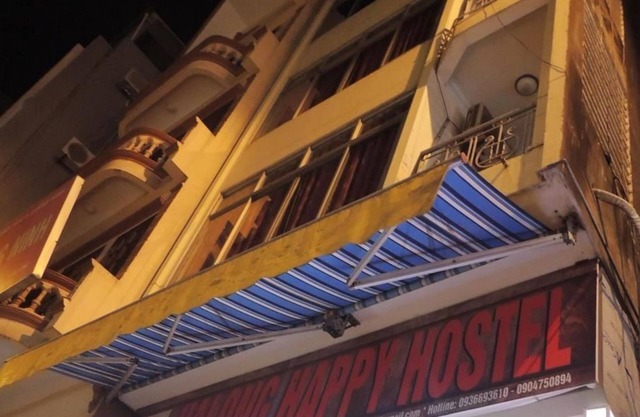 Ha Long Happy Hostel - Adults Only
