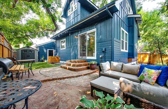 #Habituehomes -Blue Sky Bungalow