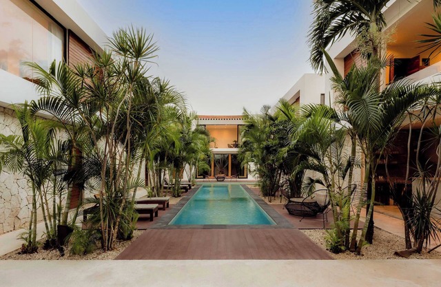 Hacienda 21 | 6 Pools - Gym - Yoga - Fire Pit