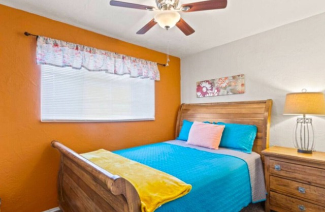 Hacienda El Paso | 4 BR 2 BA | 5 min to Fort Bliss