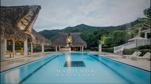Hacienda Oro Verde