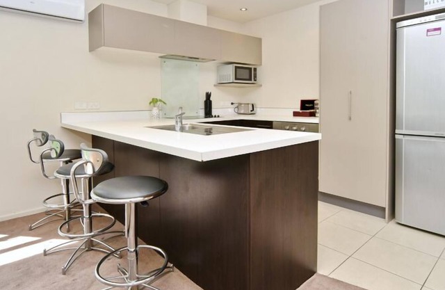 Appartement haut de gamme avec patio, jardin et pelouse disponible à Christchurch