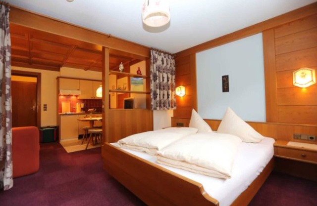 Appartement type "Hahnenkamm" E - *** Landgasthof Schuster