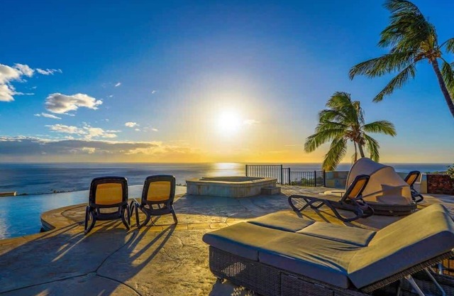 Hale Laule'a Intimité, piscine, vue panoramique sur l'océan