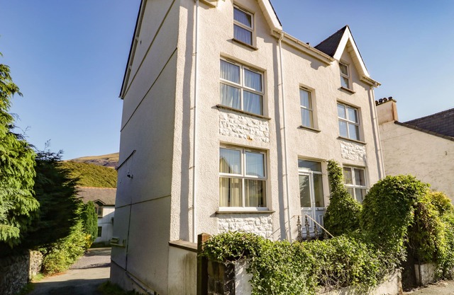 Halford Hill, LLANBERIS