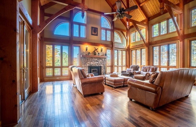 Hallmark Cabin with Pool in Smokies