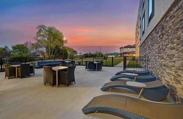 Hampton Inn Cave City, KY