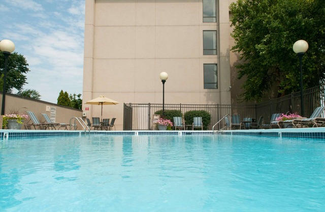 Hampton Inn Louisville-North/Clarksville