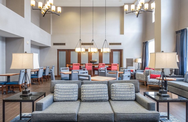 Hampton Inn & Suites Rockland