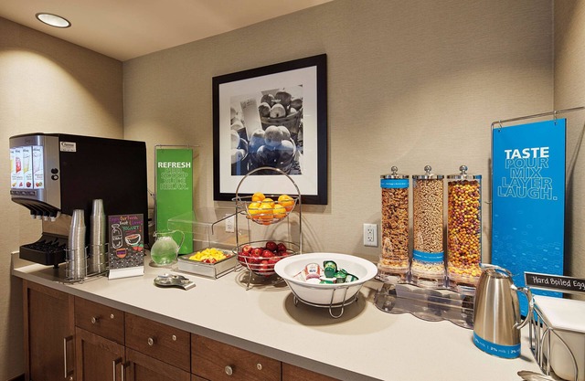 Hampton Inn & Suites Sacramento at Csus