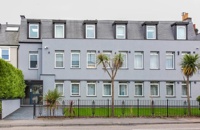Hampton Suites Serviced Apartments