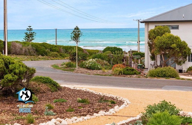 Refroidir Beachside Retreat avec une vue magnifique sur l'océan!