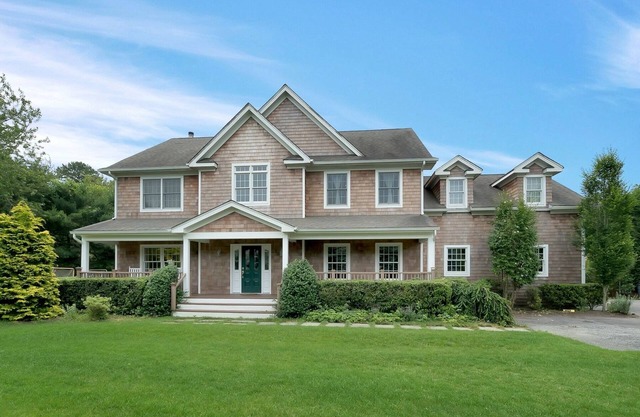 Village of Quogue - Proche de l'US Open - Construction récente traditionnelle